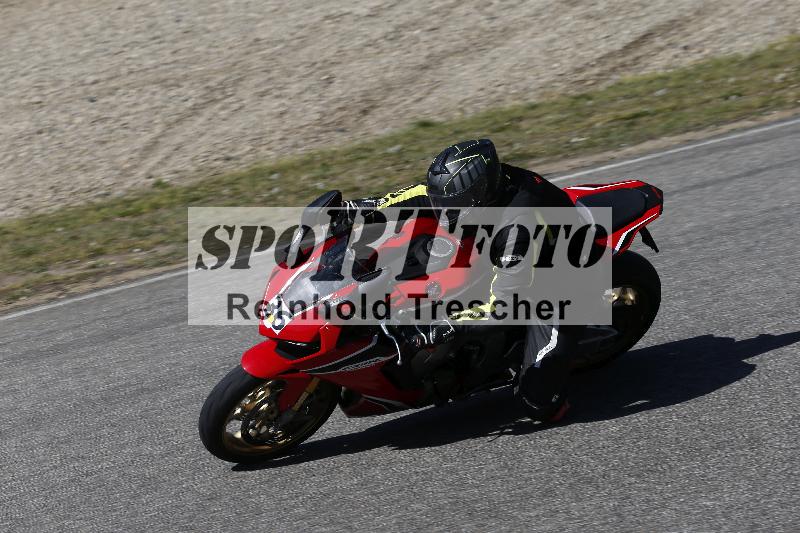 /07 09.04.2026 Cornu Master School ADR/Gruppe rot/36